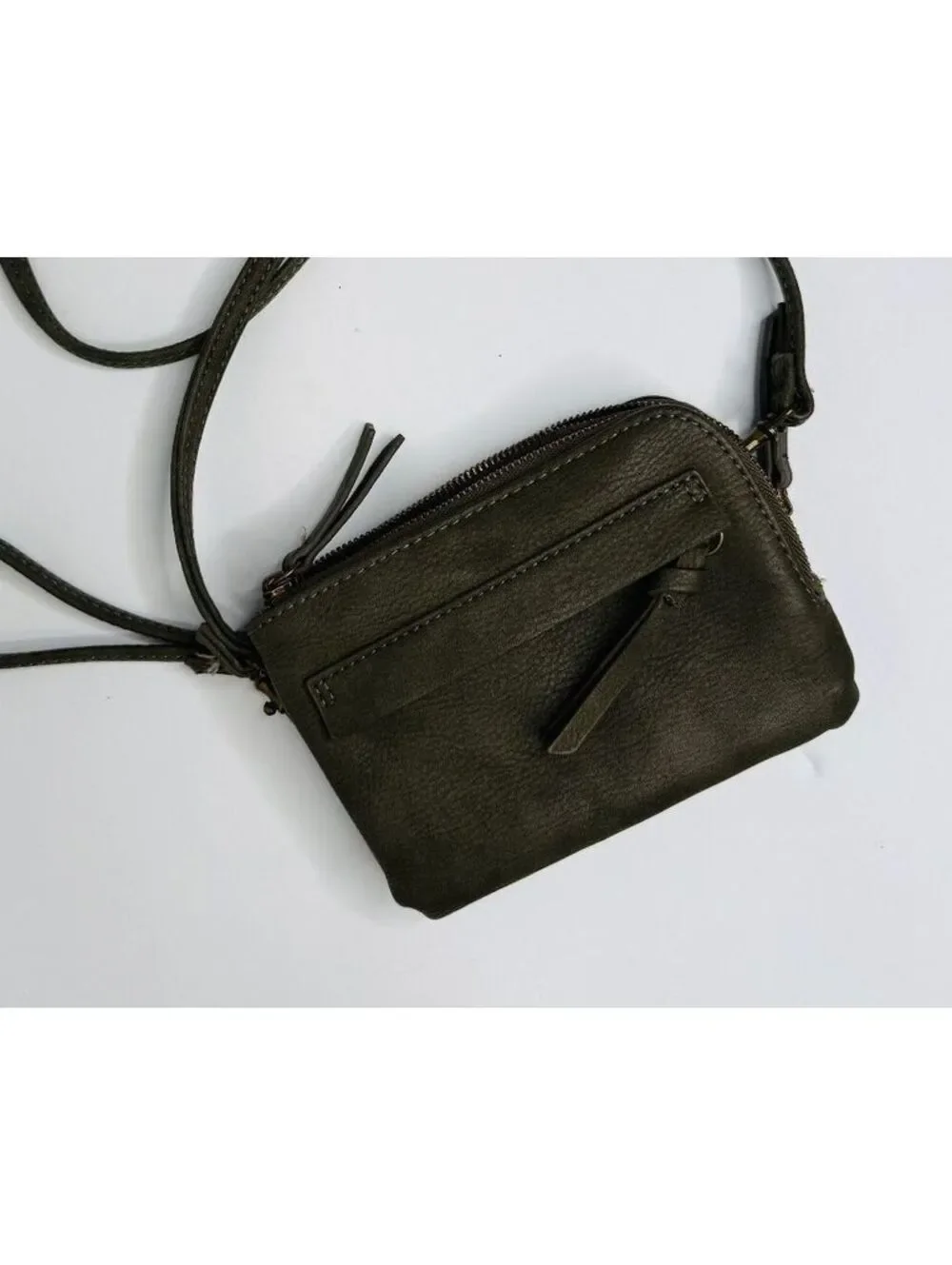 Universal Thread Olive Green Convertable Crossbody Wristlet Wallet Purse